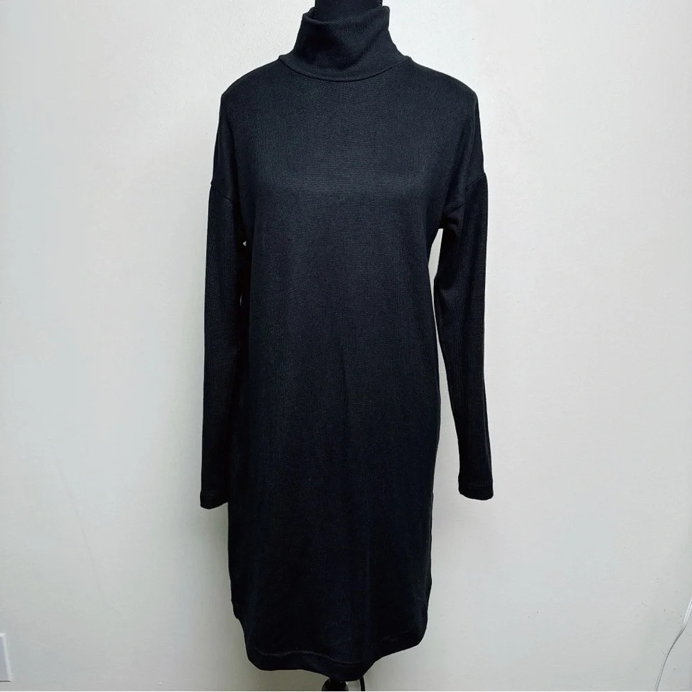 Uniqlo Womens Size Xsmall Soft Knit Mock Neck Sweater Dress - Picture 2 of 16